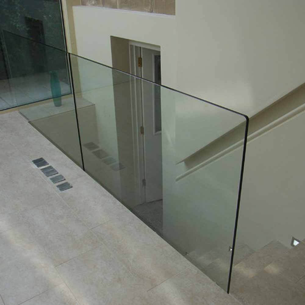Glass railing with solid aluminum base - Image 2