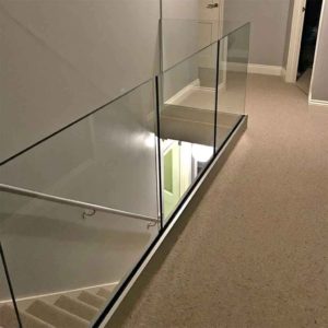 Hollow aluminum channel glass railing