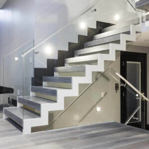 Zigzag staircase