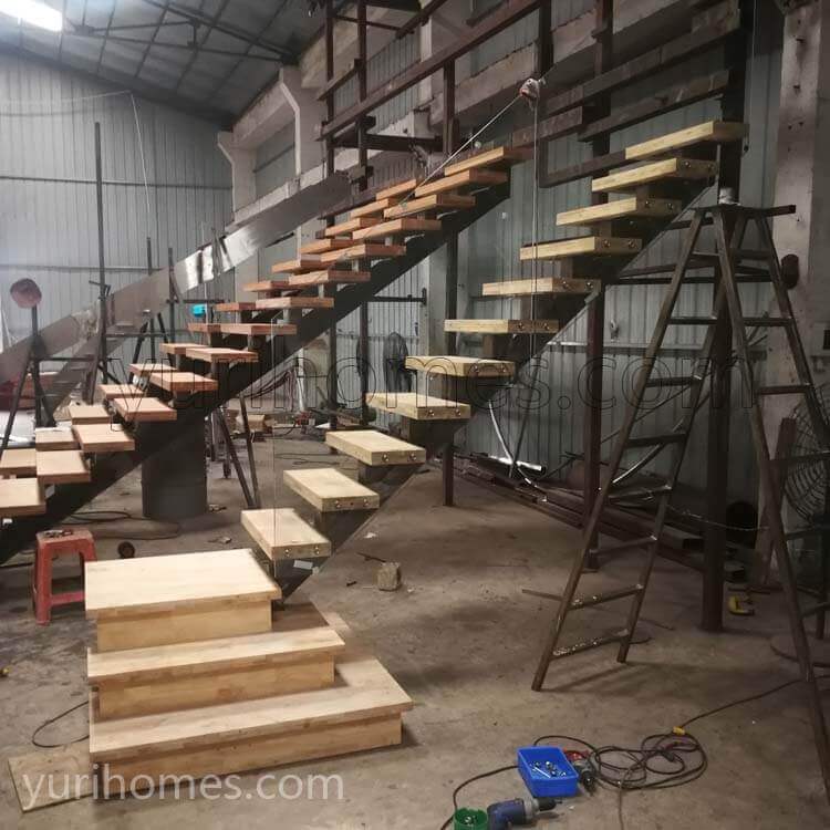 Single Stringer Staircase With LED Lights - Image 2