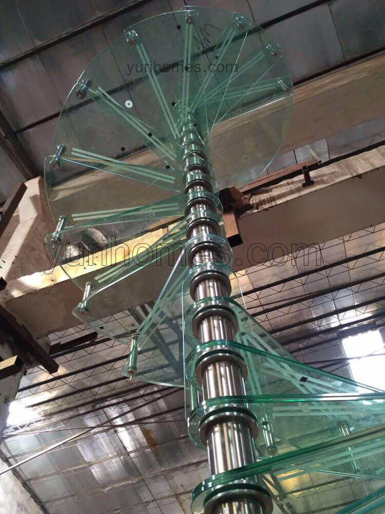Glass spiral staircase - Image 7